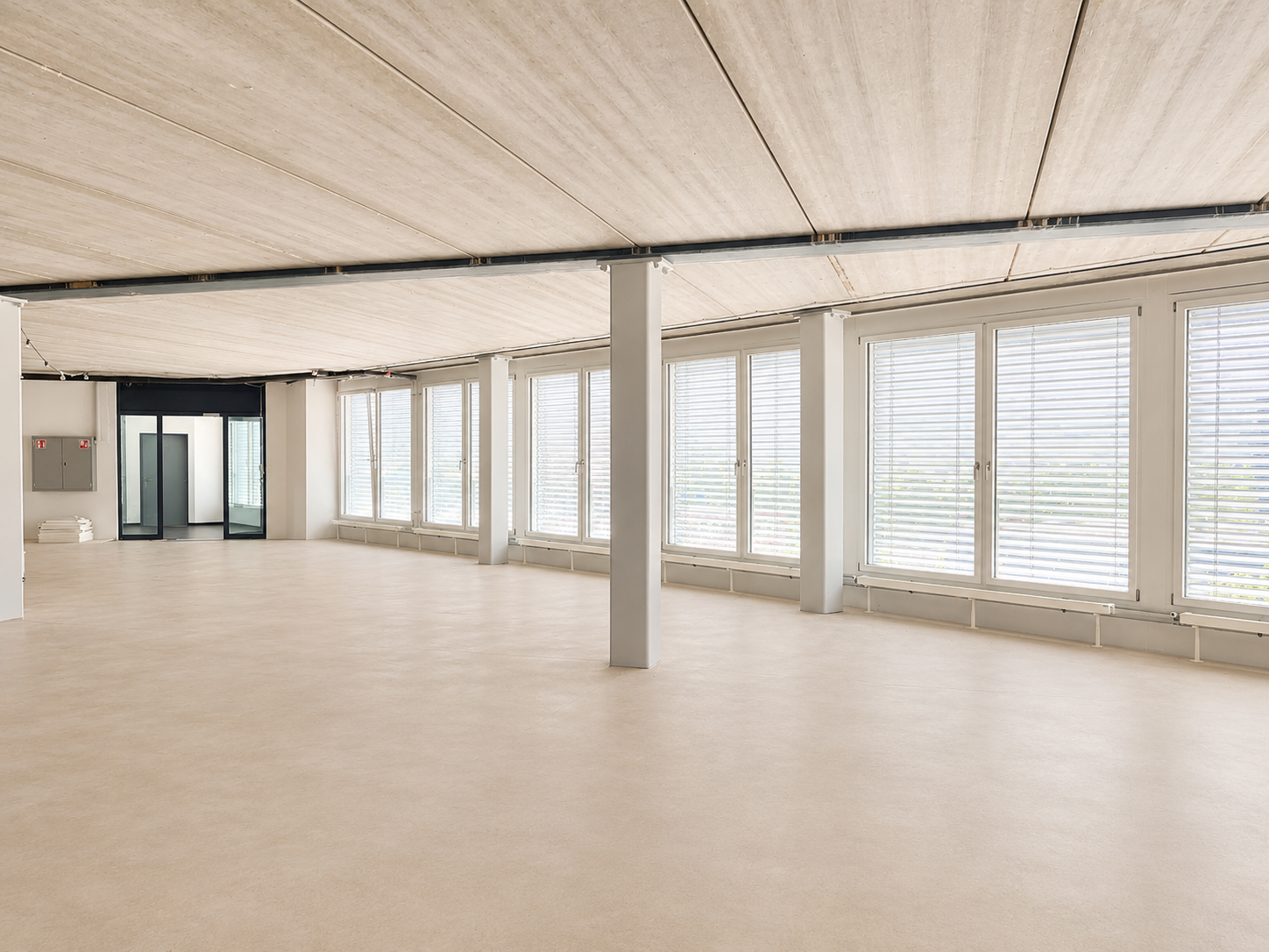 460m² office, Foto 7 von 9