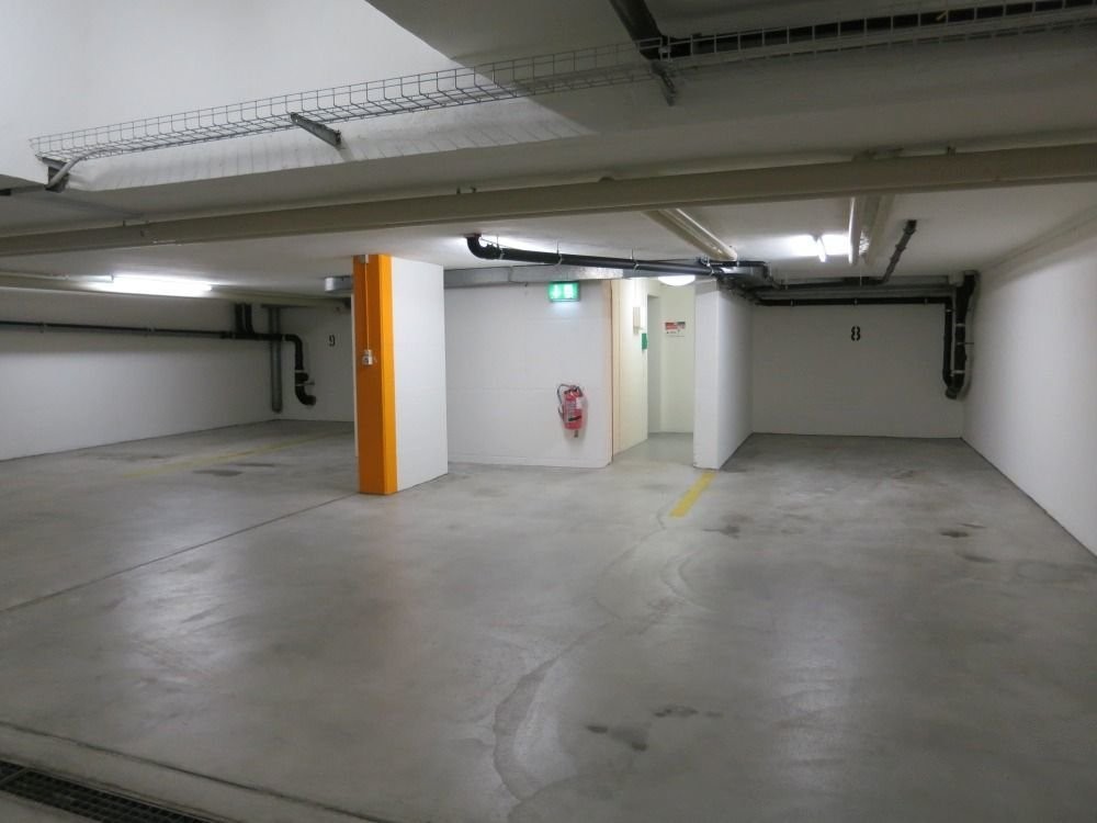 Underground slot, photo 2 of 2