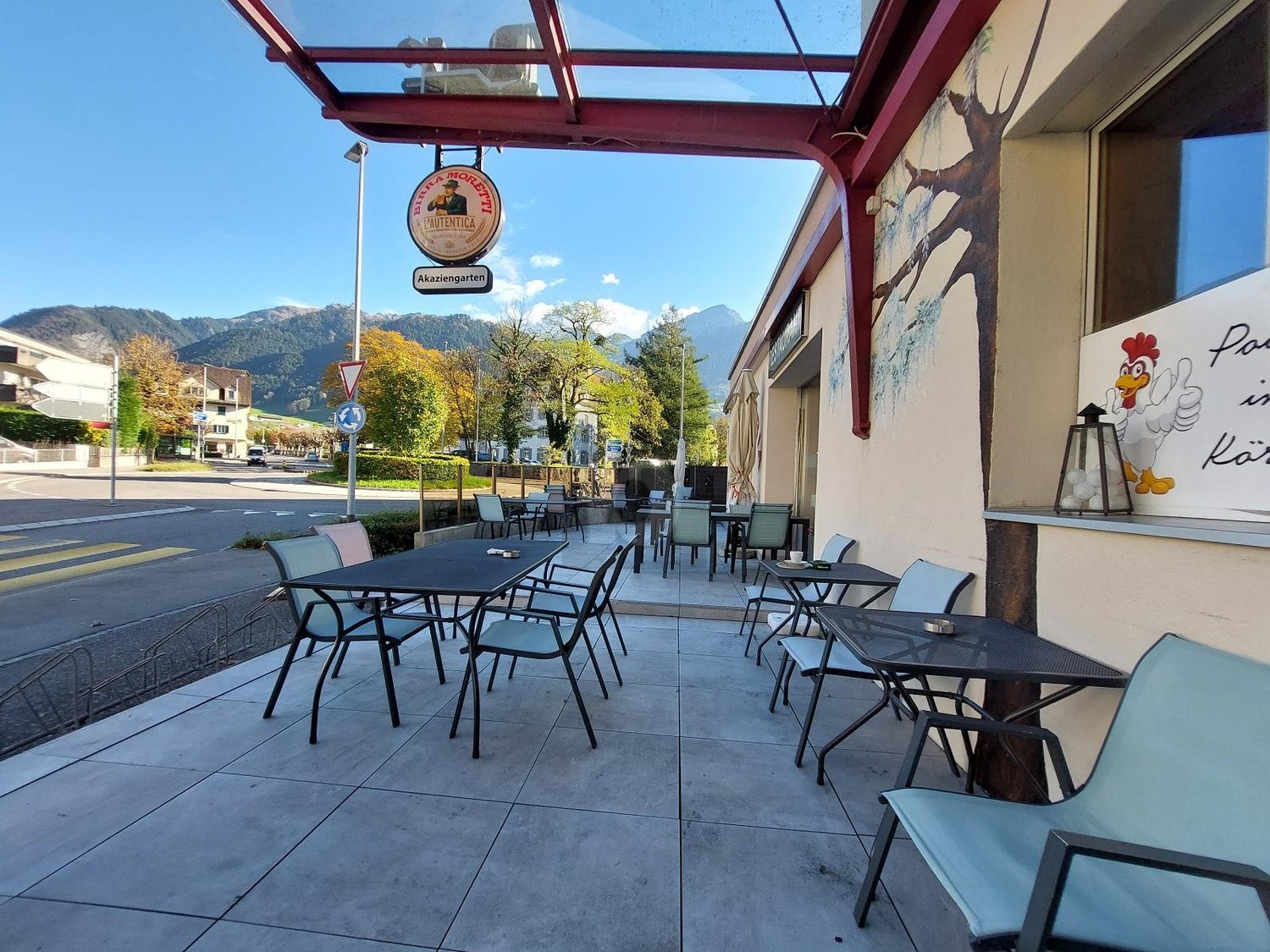 287m² restaurant, photo 1 of 4