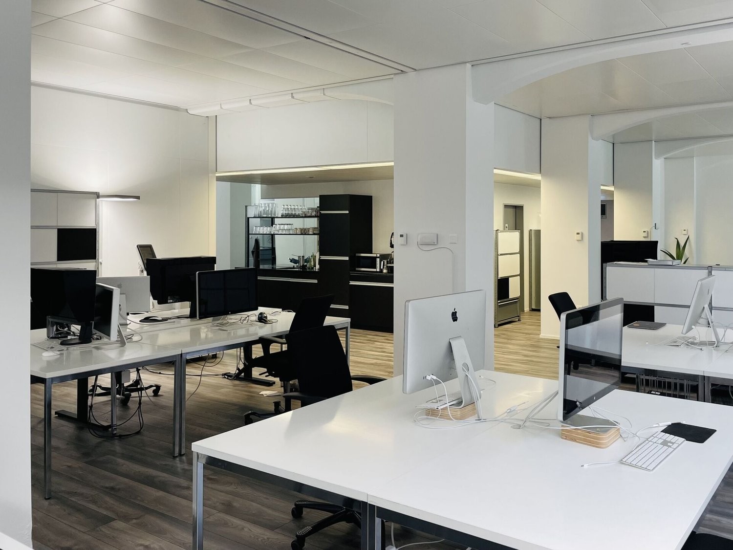 256m² office, photo 4 of 4