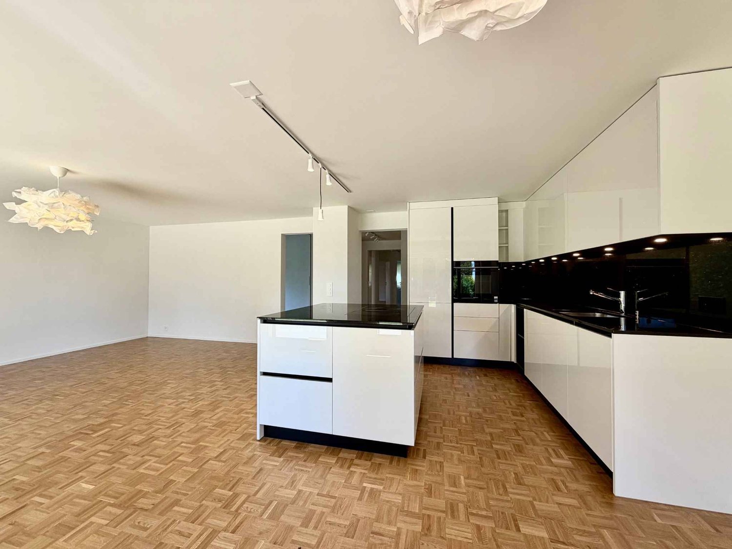 5 ½ rooms apartment, photo 3 of 10