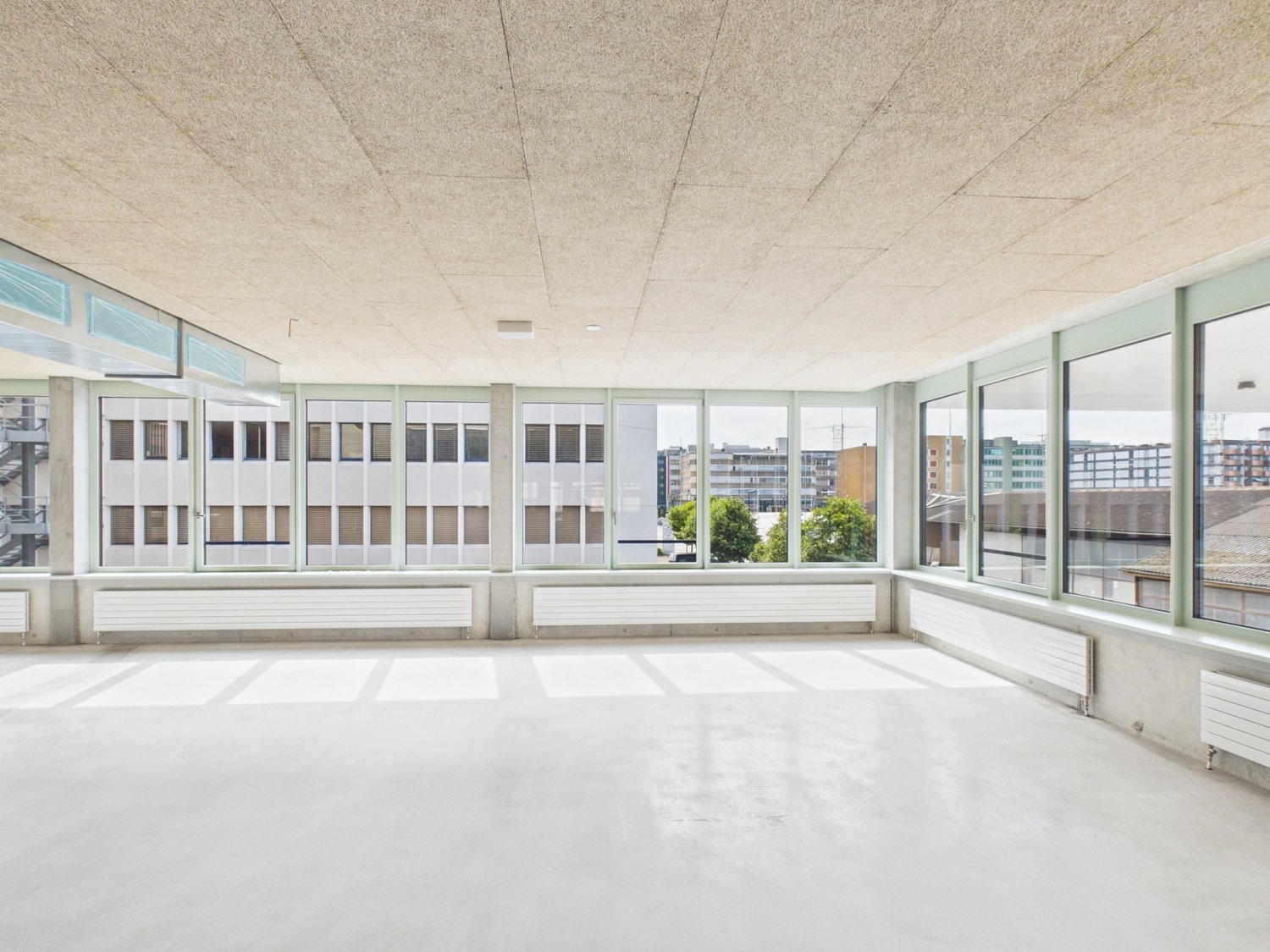 1537m² ufficio