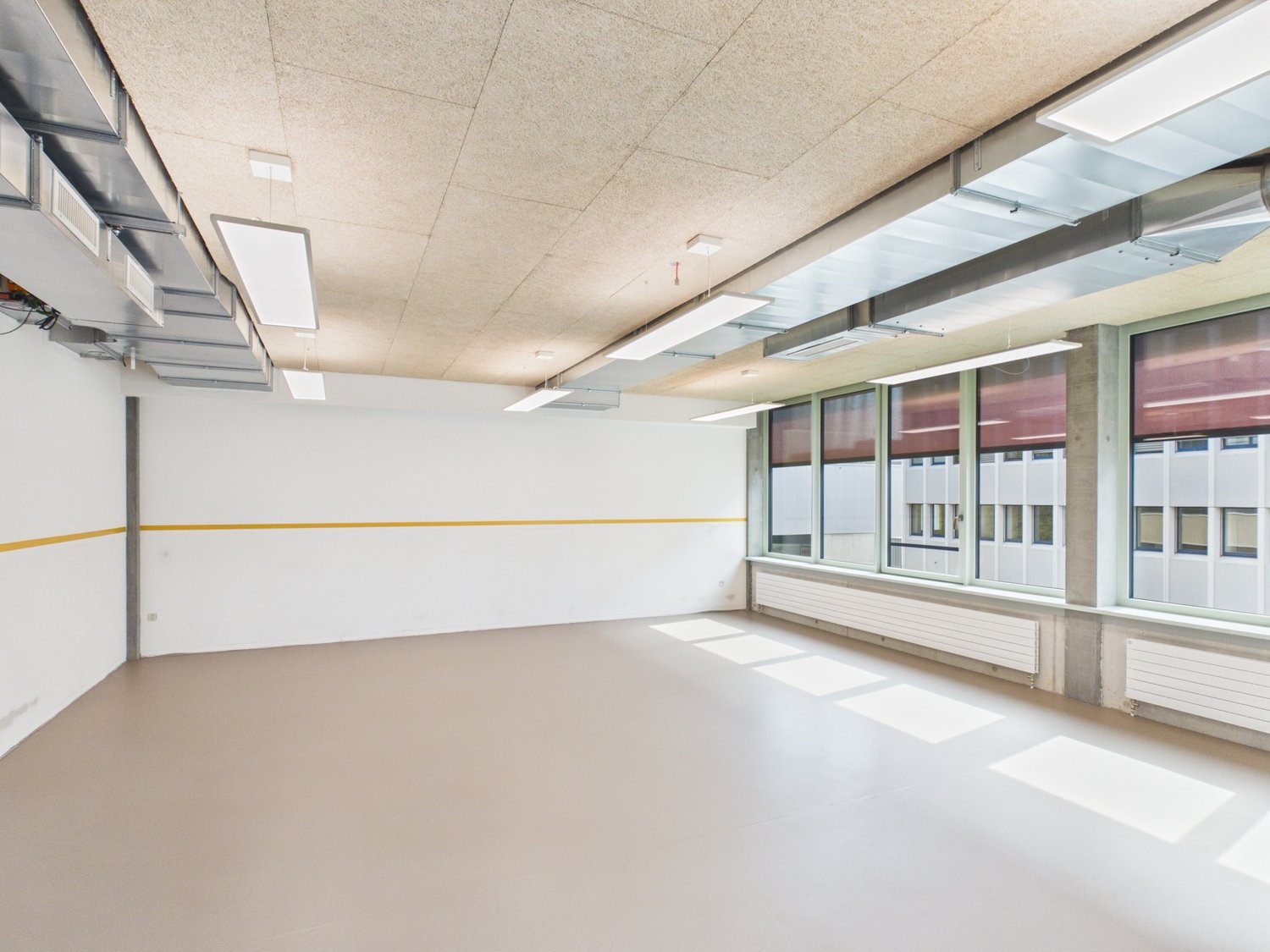 1537m² ufficio