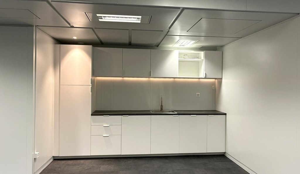 115m² office