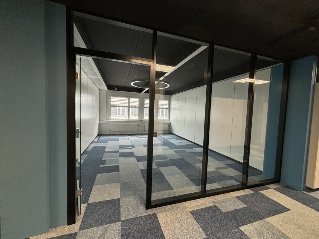 970m² bureau