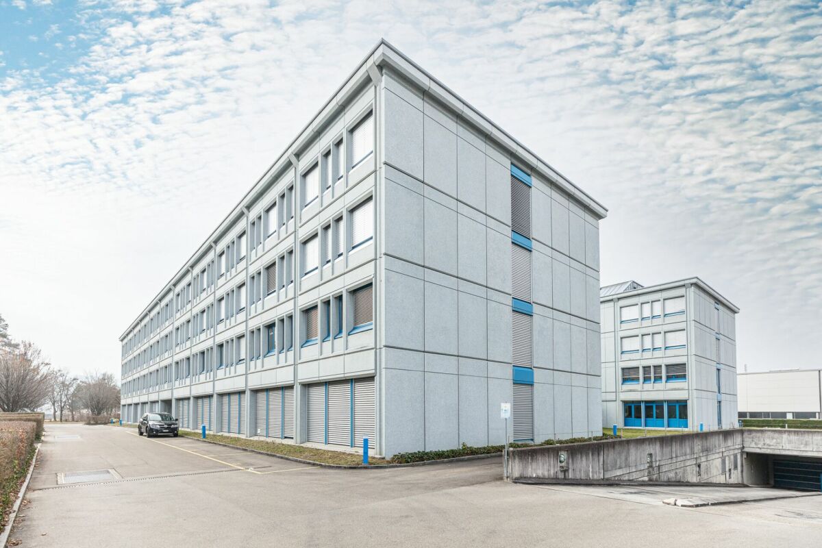 970m² bureau
