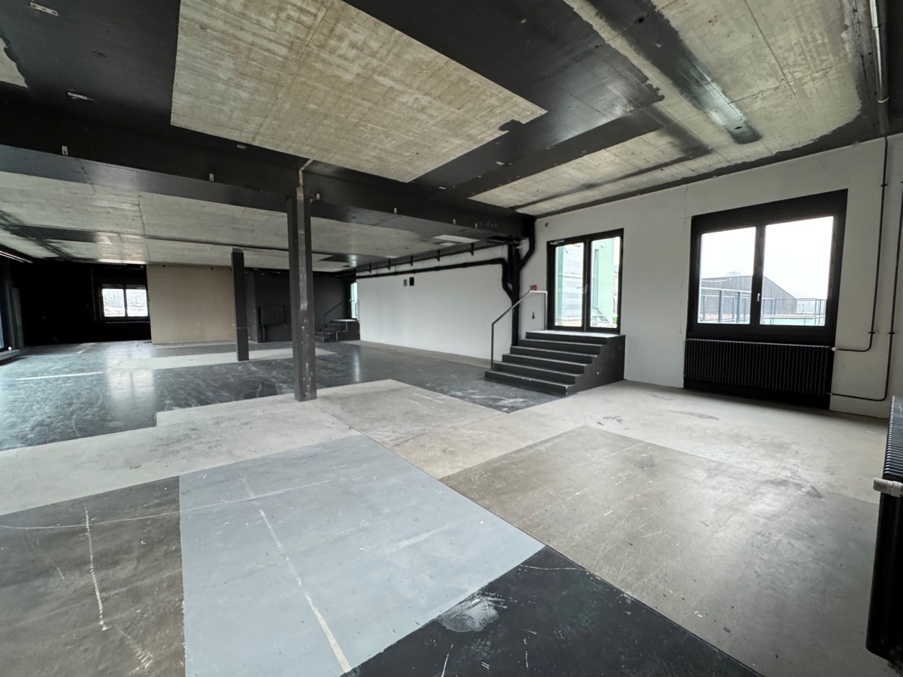 274m² commercial, photo 3 of 5