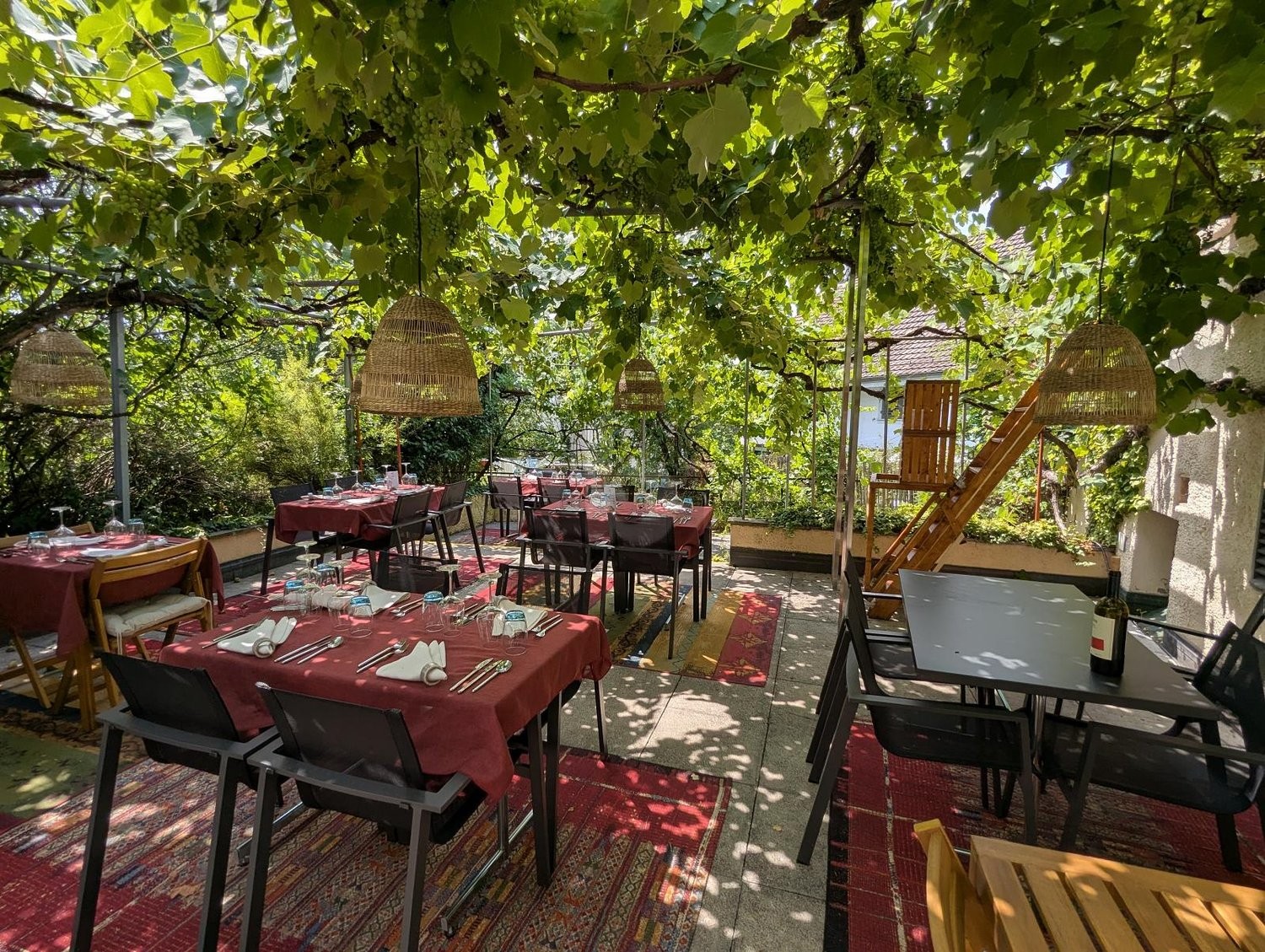 300m² restaurant, photo 4 of 4