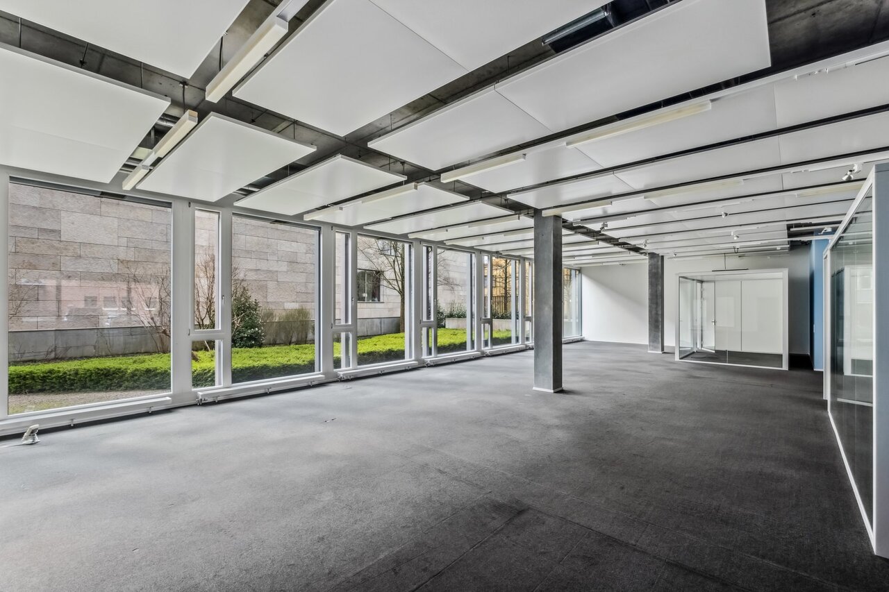 426m² office, photo 4 of 7