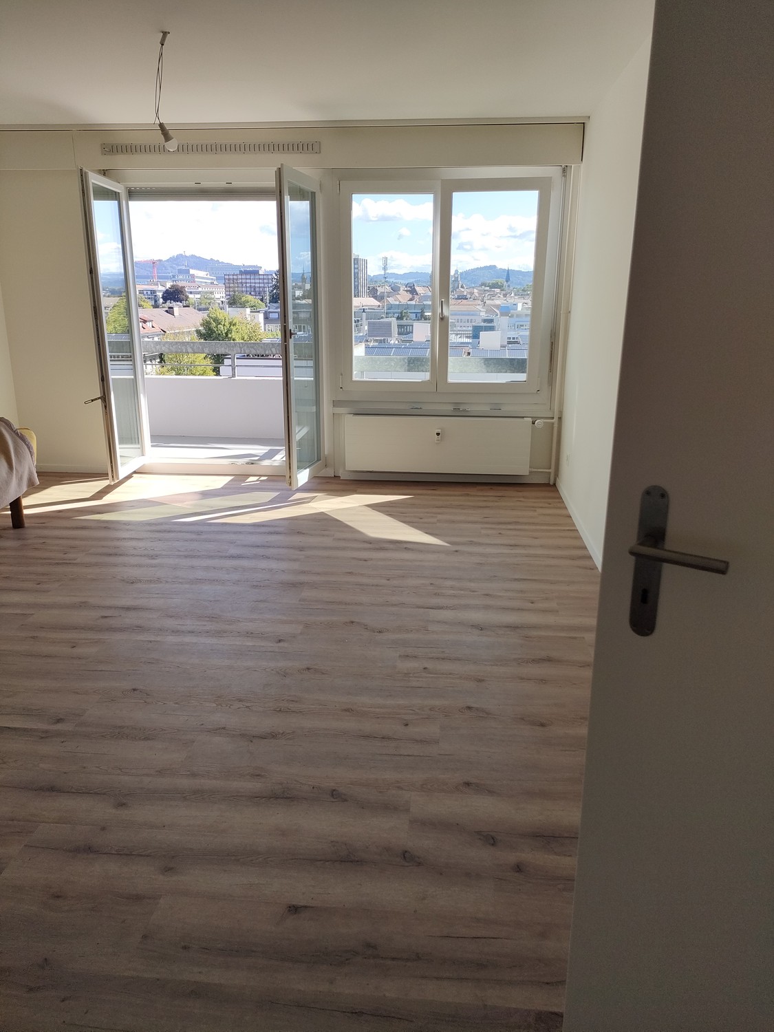 2 rooms apartment, photo 2 of 3