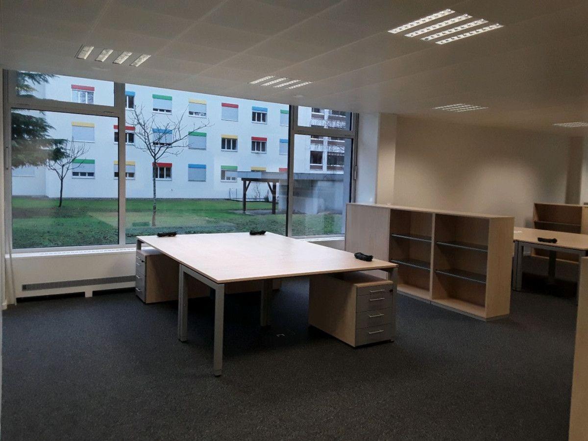 Office, photo 5 of 8