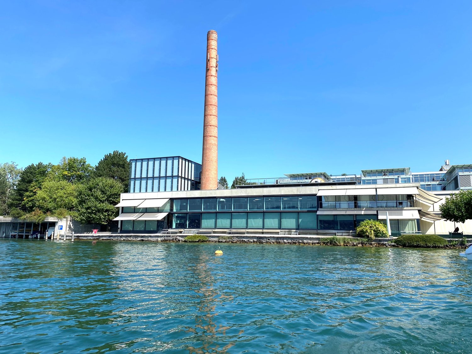1840m² office, photo 1 of 10