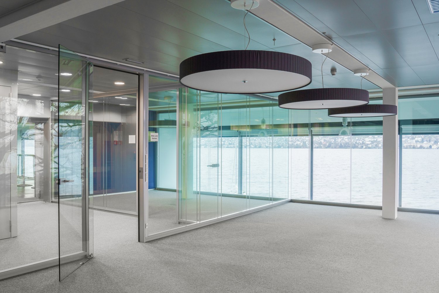 1840m² office, photo 9 of 10