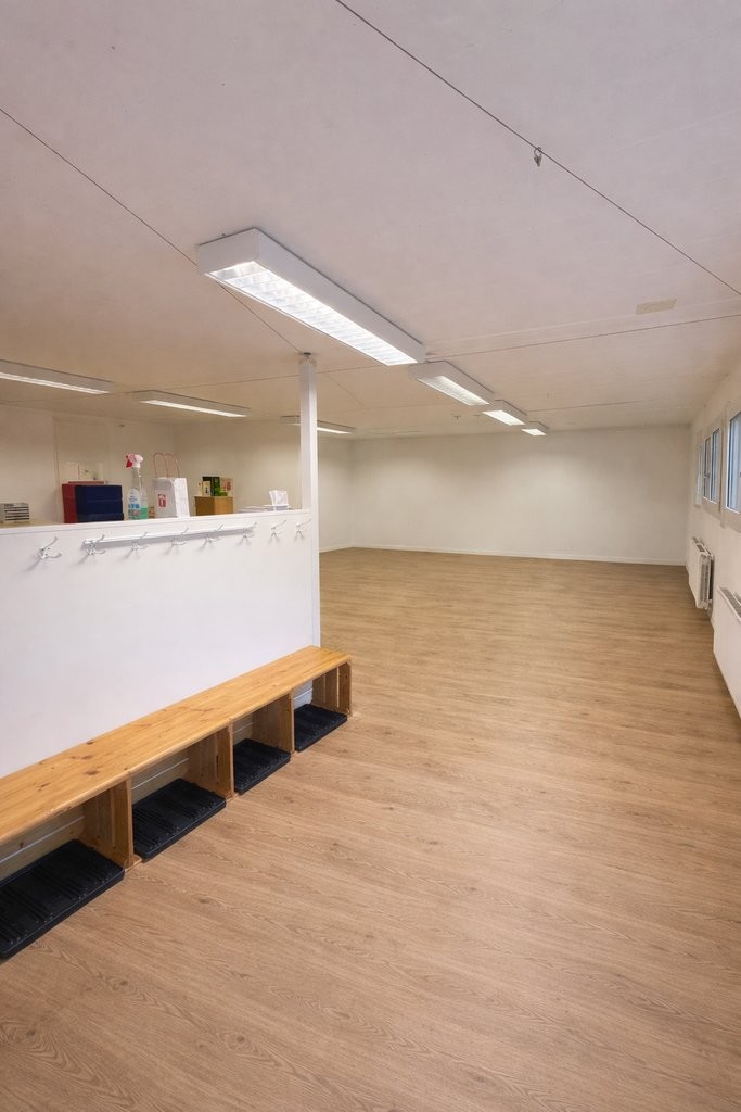 Office, photo 4 of 7
