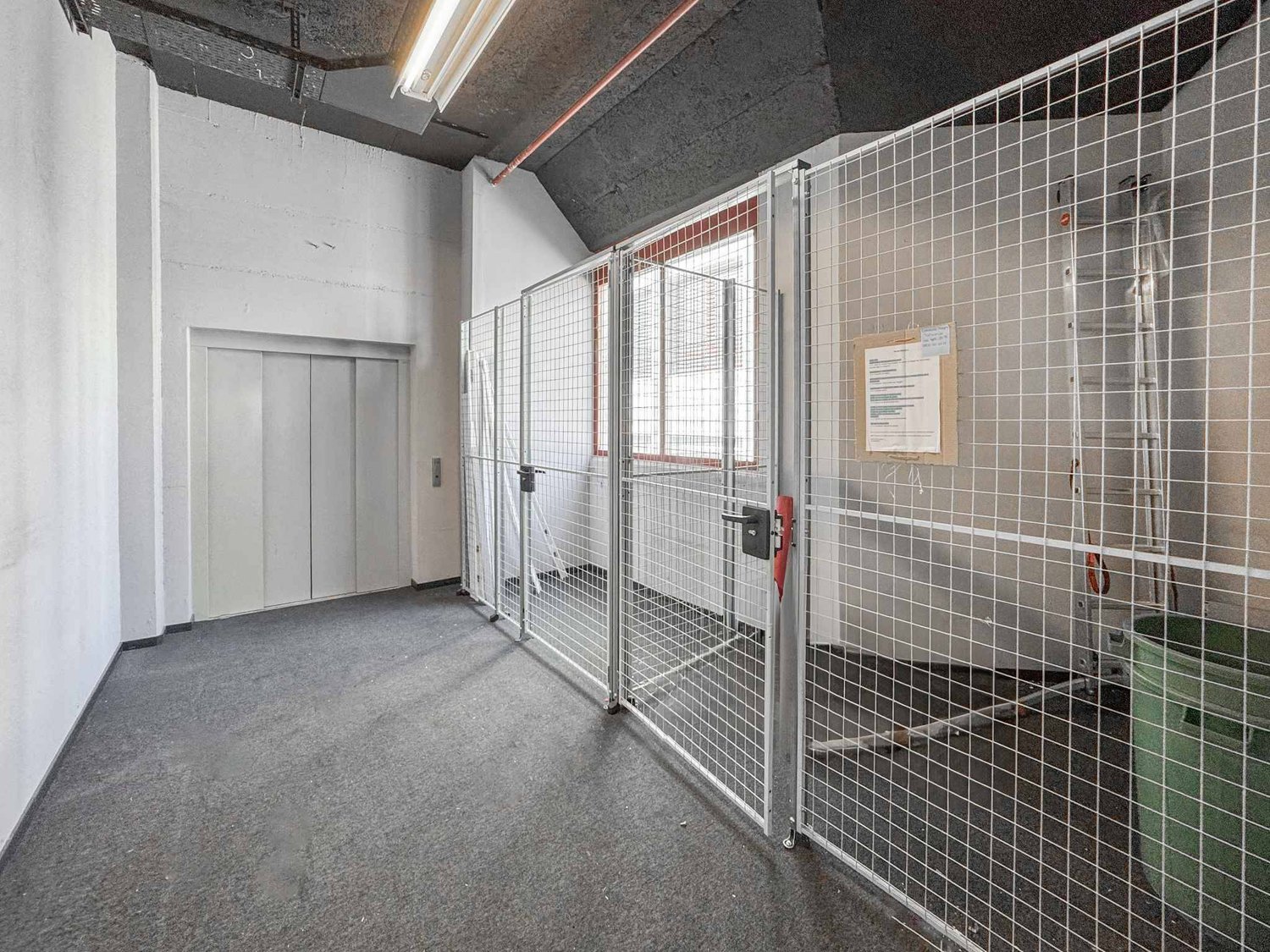 365m² commercial, photo 7 of 10