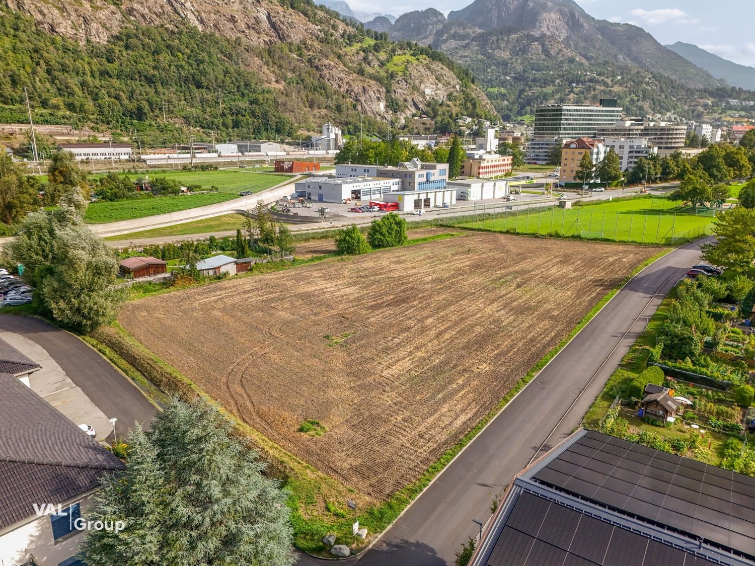 8289m² building land, photo 5 of 10