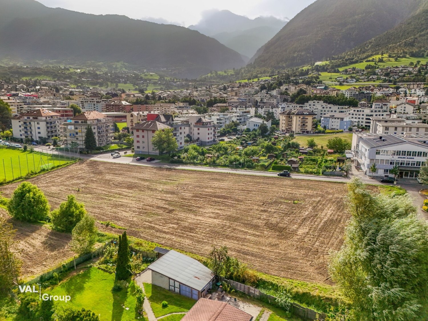 8289m² building land, photo 3 of 10