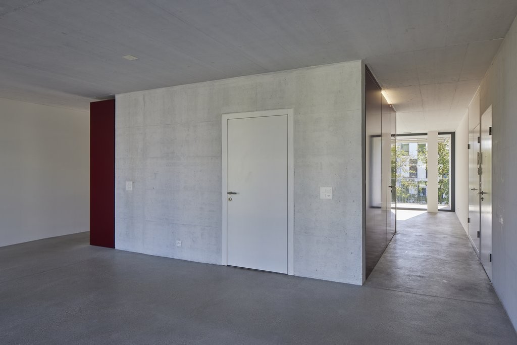 1 room loft, photo 5 of 8
