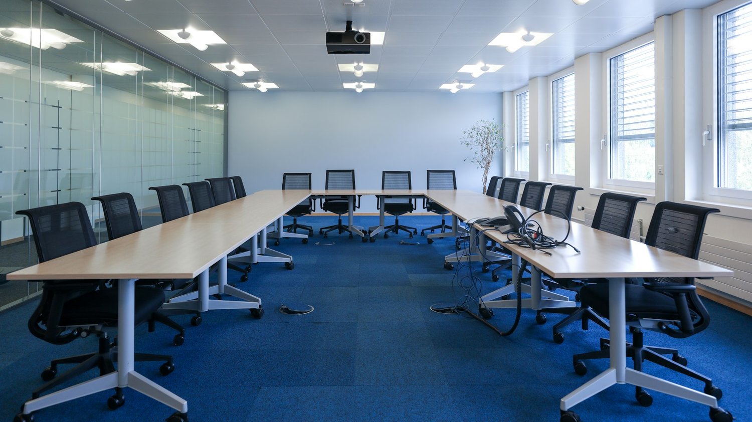3700m² office, photo 7 of 10