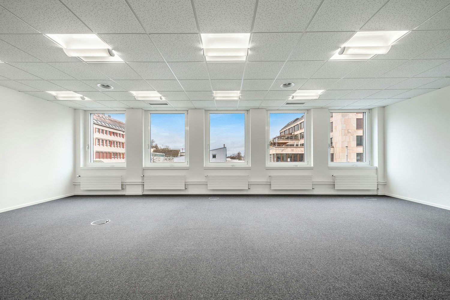3700m² office, photo 9 of 10