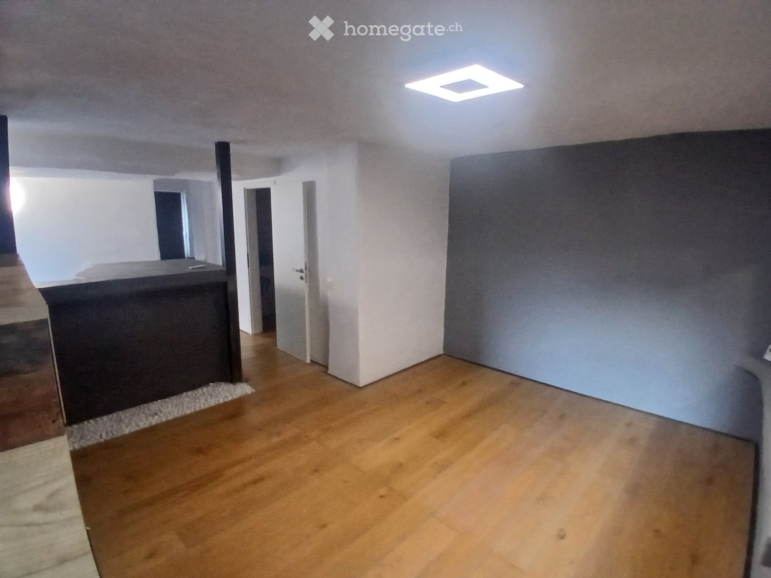 4 rooms apartment, photo 2 of 5