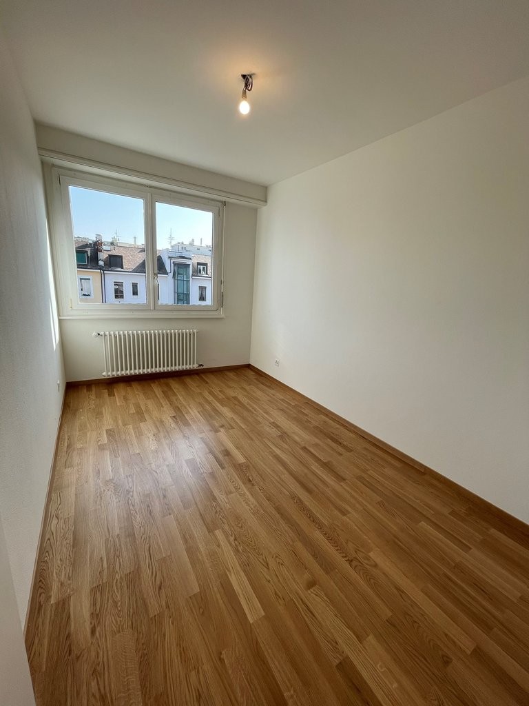 4 rooms apartment, photo 9 of 10