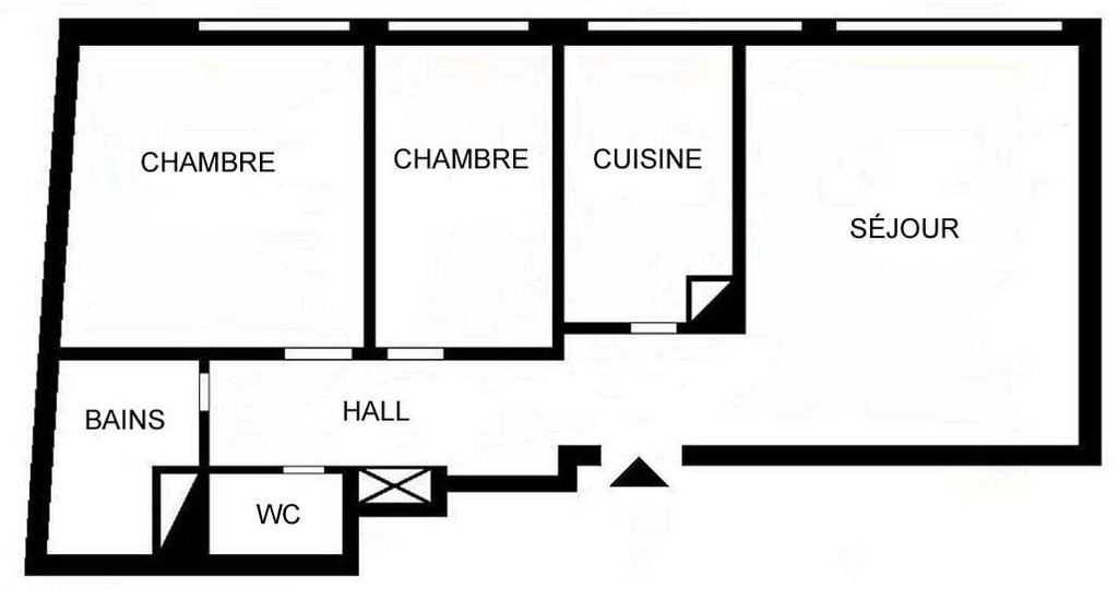 4 rooms apartment, photo 2 of 10