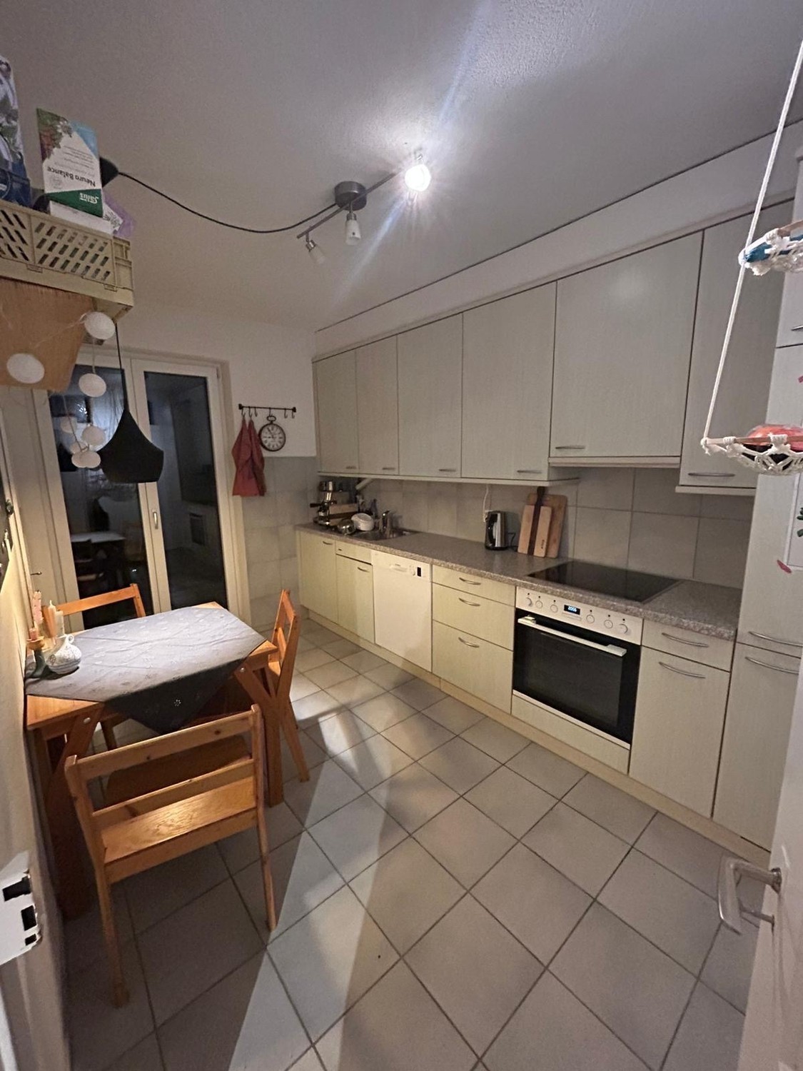 Room in a shared flat, photo 5 sur 8