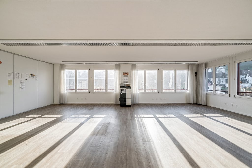 115m² office