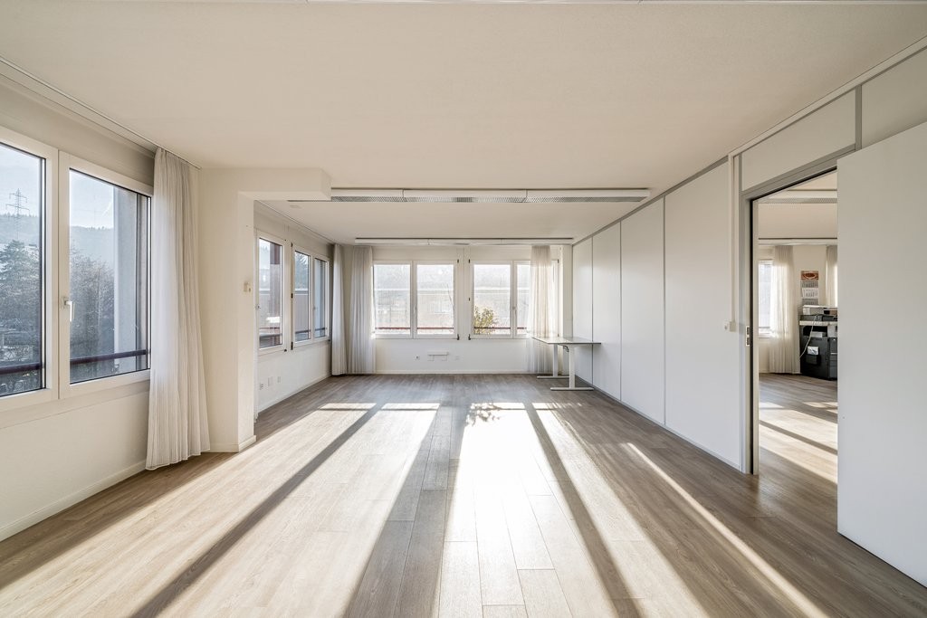 115m² office