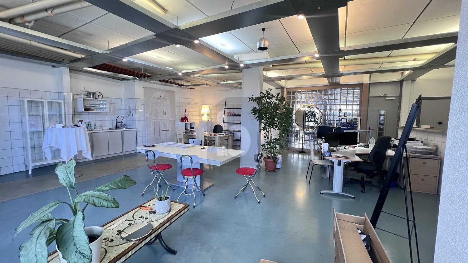 130m² office, photo 4 of 4