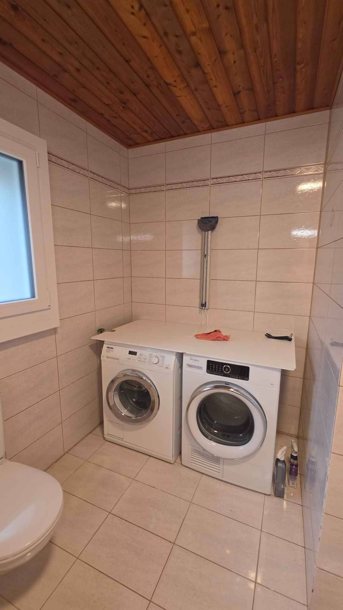 5 rooms apartment