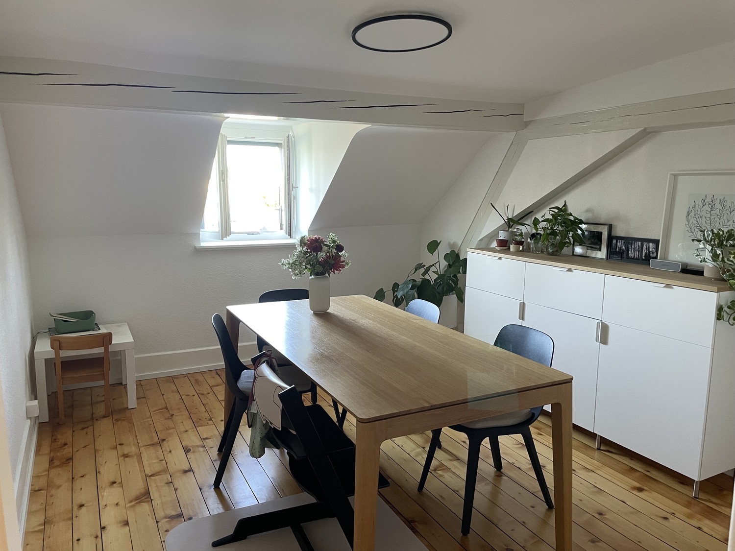 5 rooms apartment, photo 2 of 10