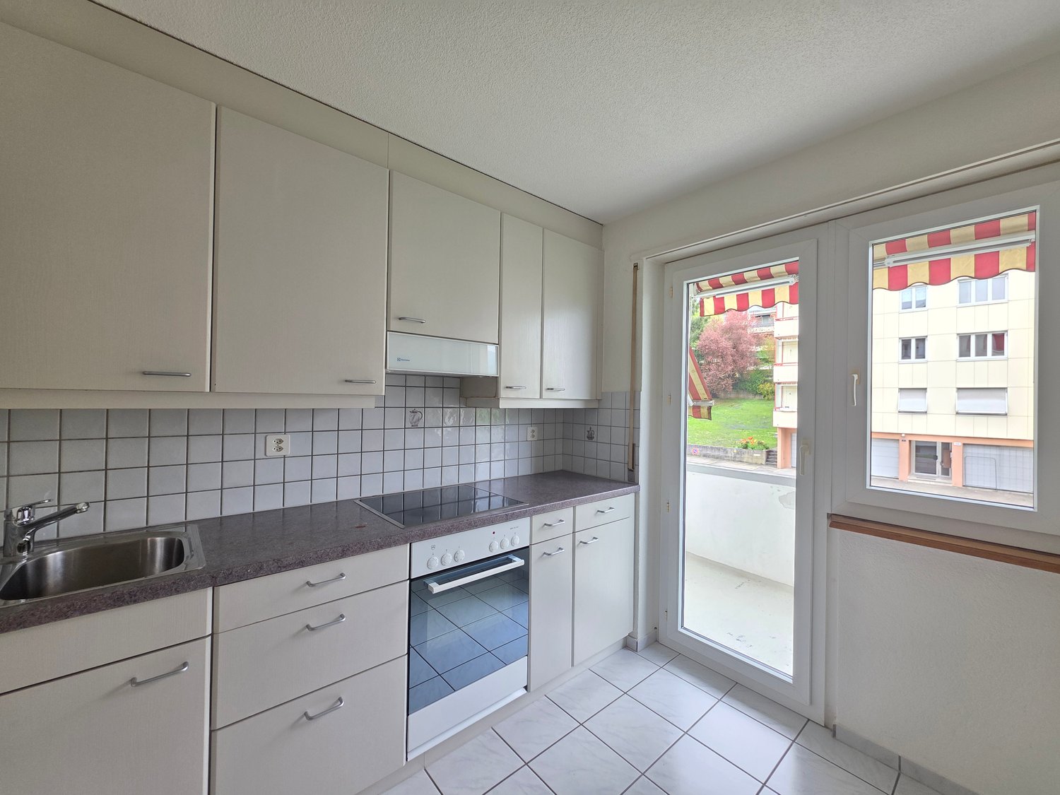 3 rooms apartment, photo 2 of 4