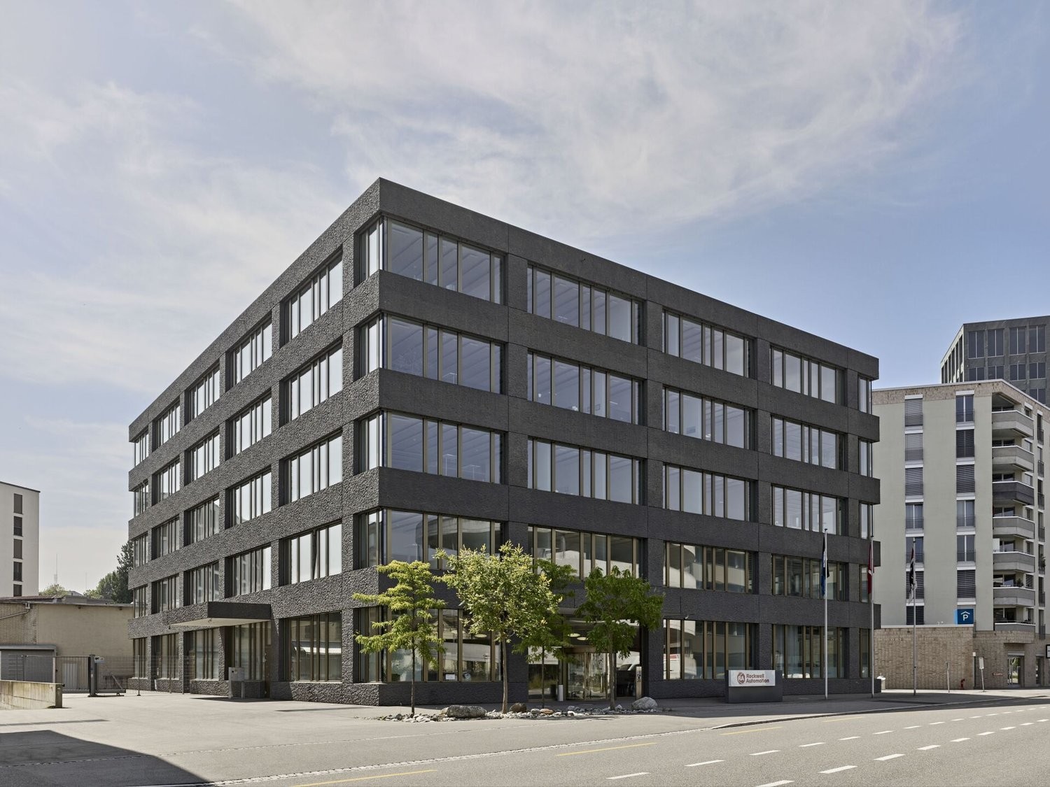 815m² office, photo 4 of 5