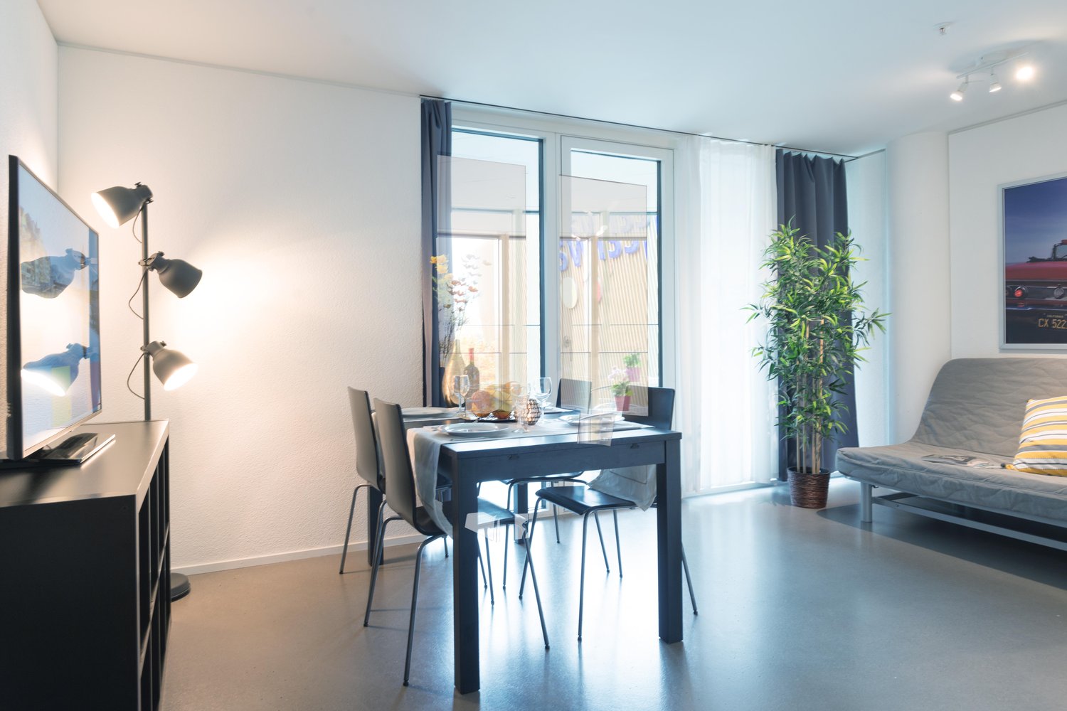 2 Zimmer möblierte Wohnung