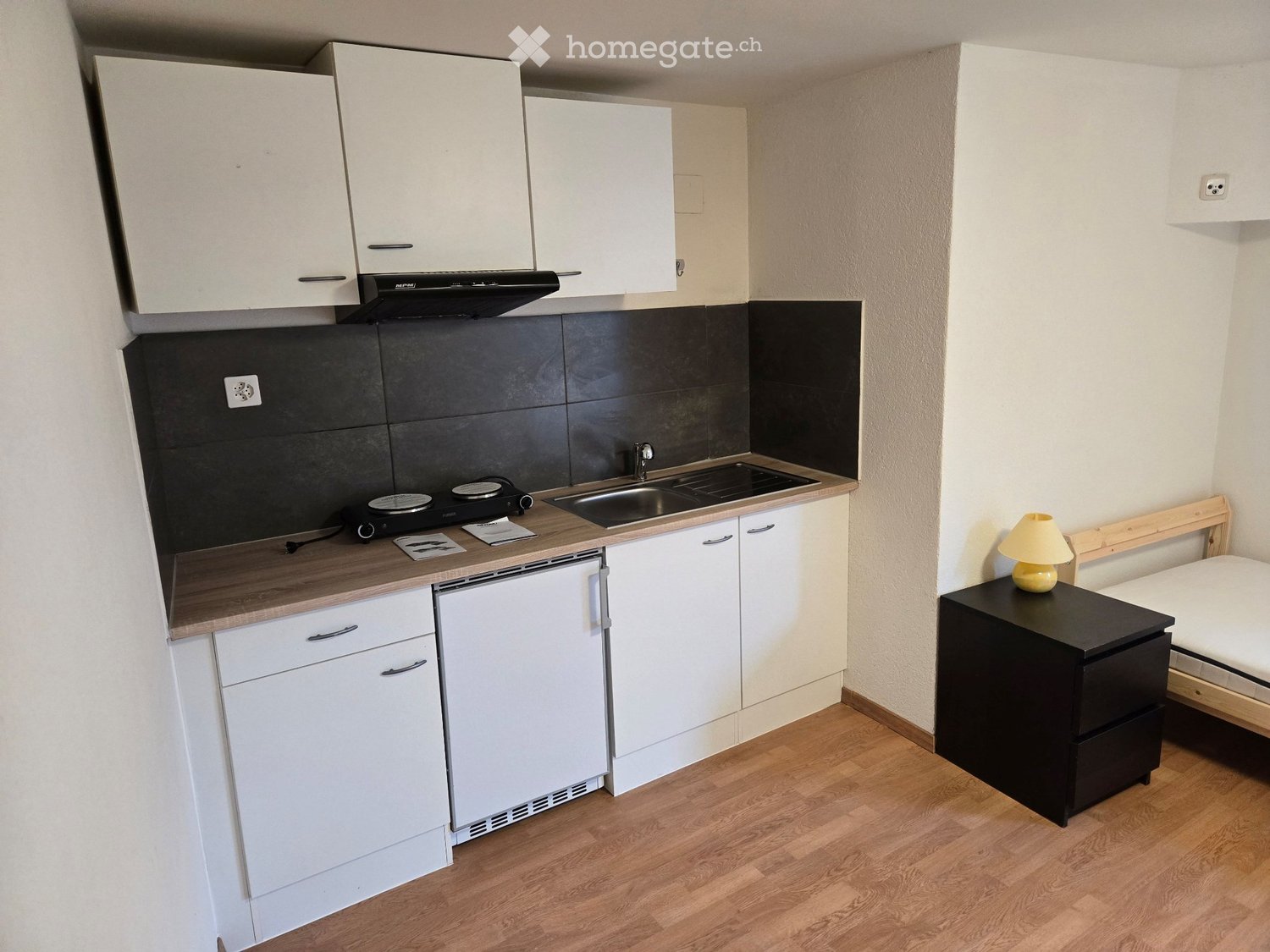 1 room single room