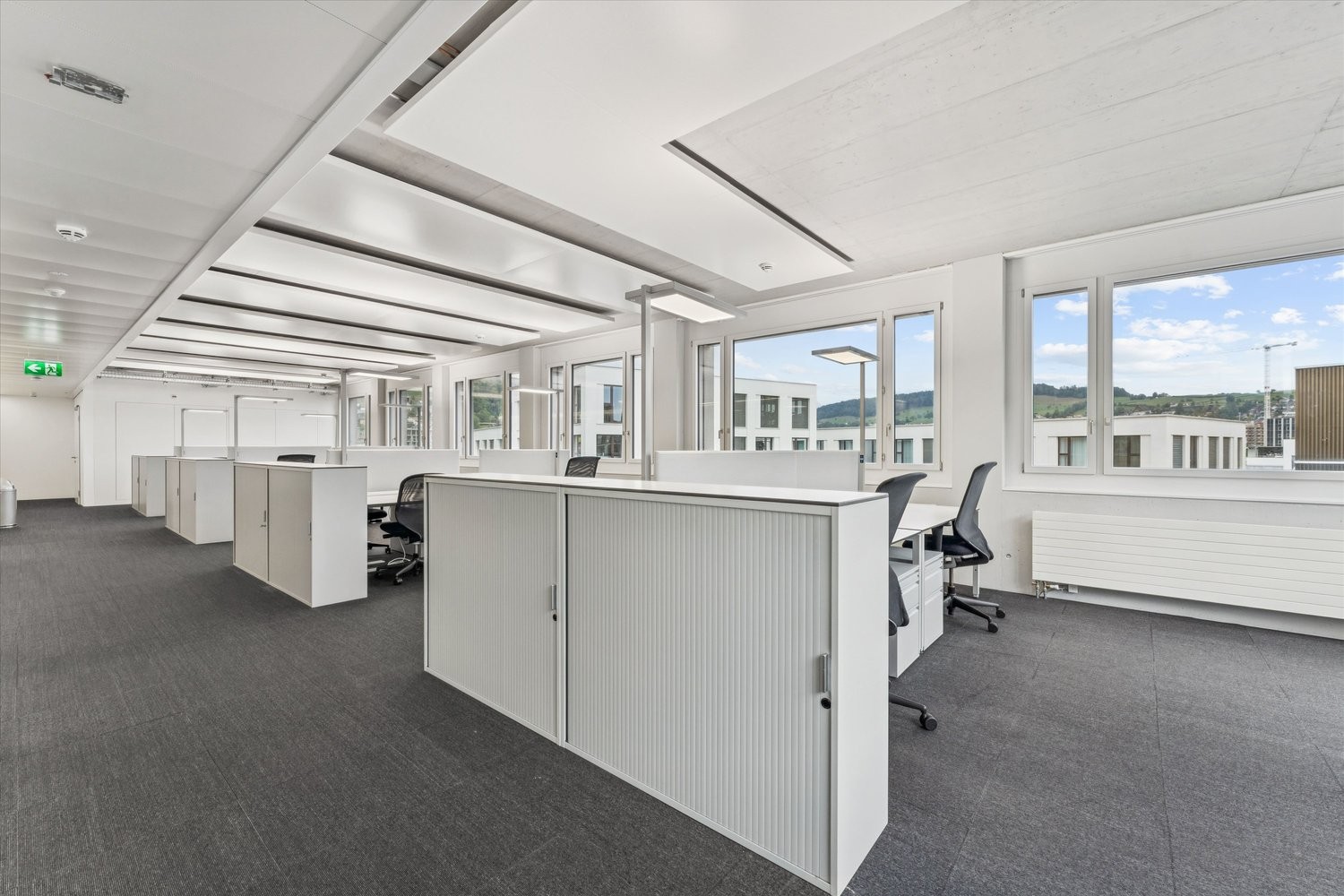 613m² office, photo 7 of 10