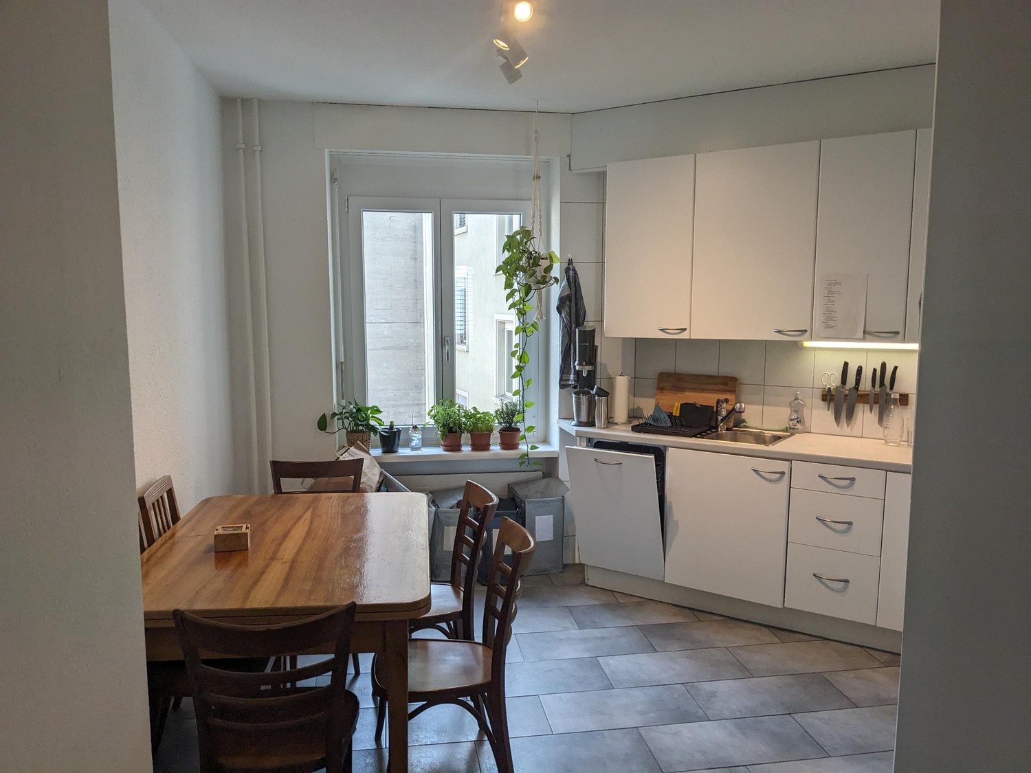 Chambre dans un appartement partagé