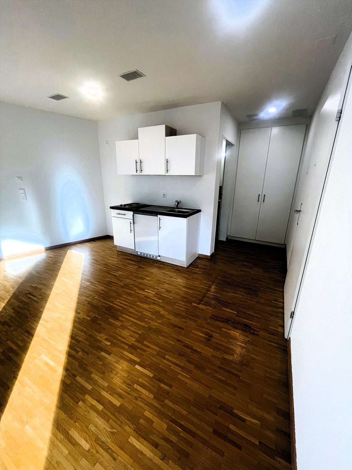 32m² ufficio, foto 3 di 5