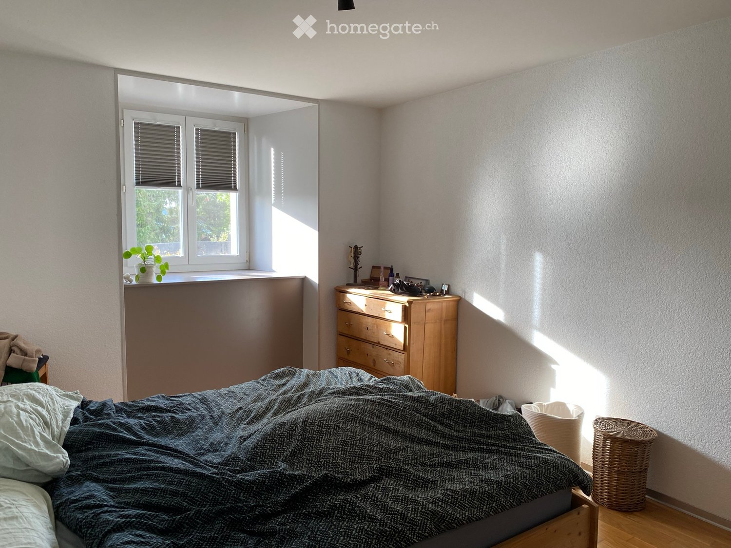 5 rooms apartment