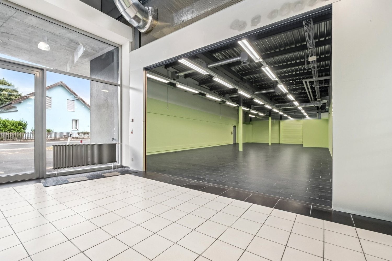 190m² magasin