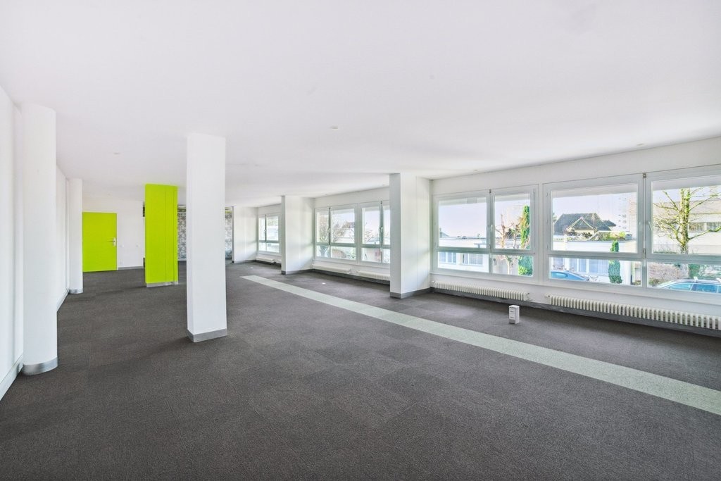 161m² office, photo 1 of 10