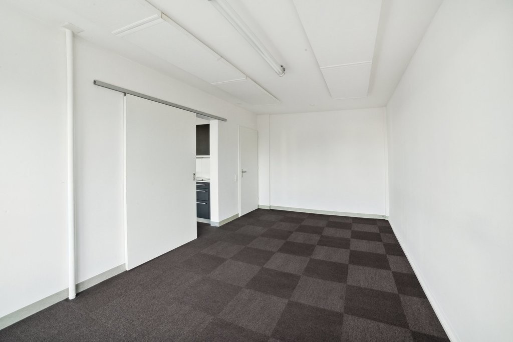 161m² office, photo 5 of 10