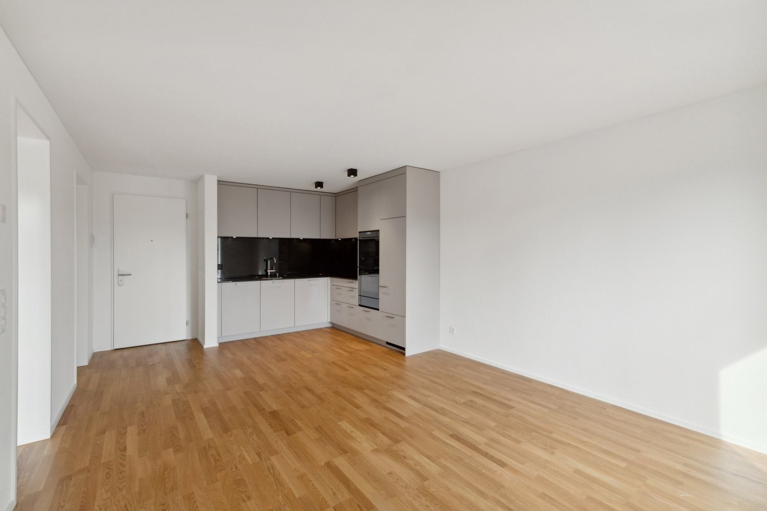 2 rooms apartment, photo 4 of 8