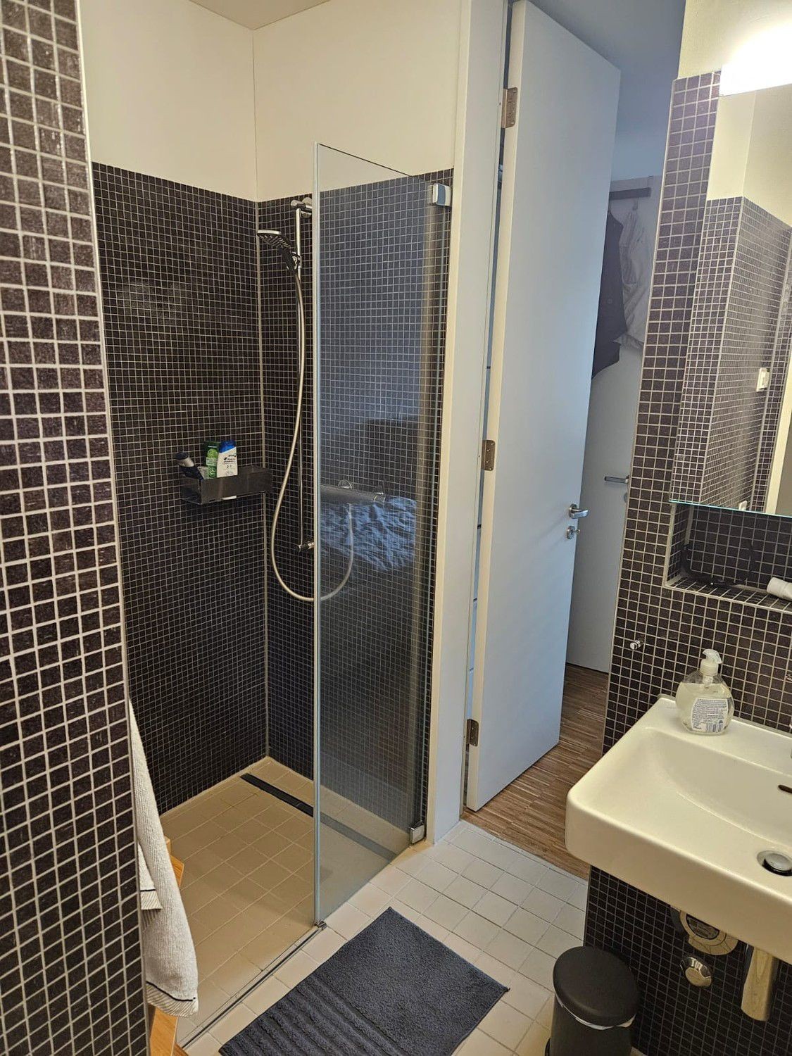 Room in a shared flat, photo 7 of 9