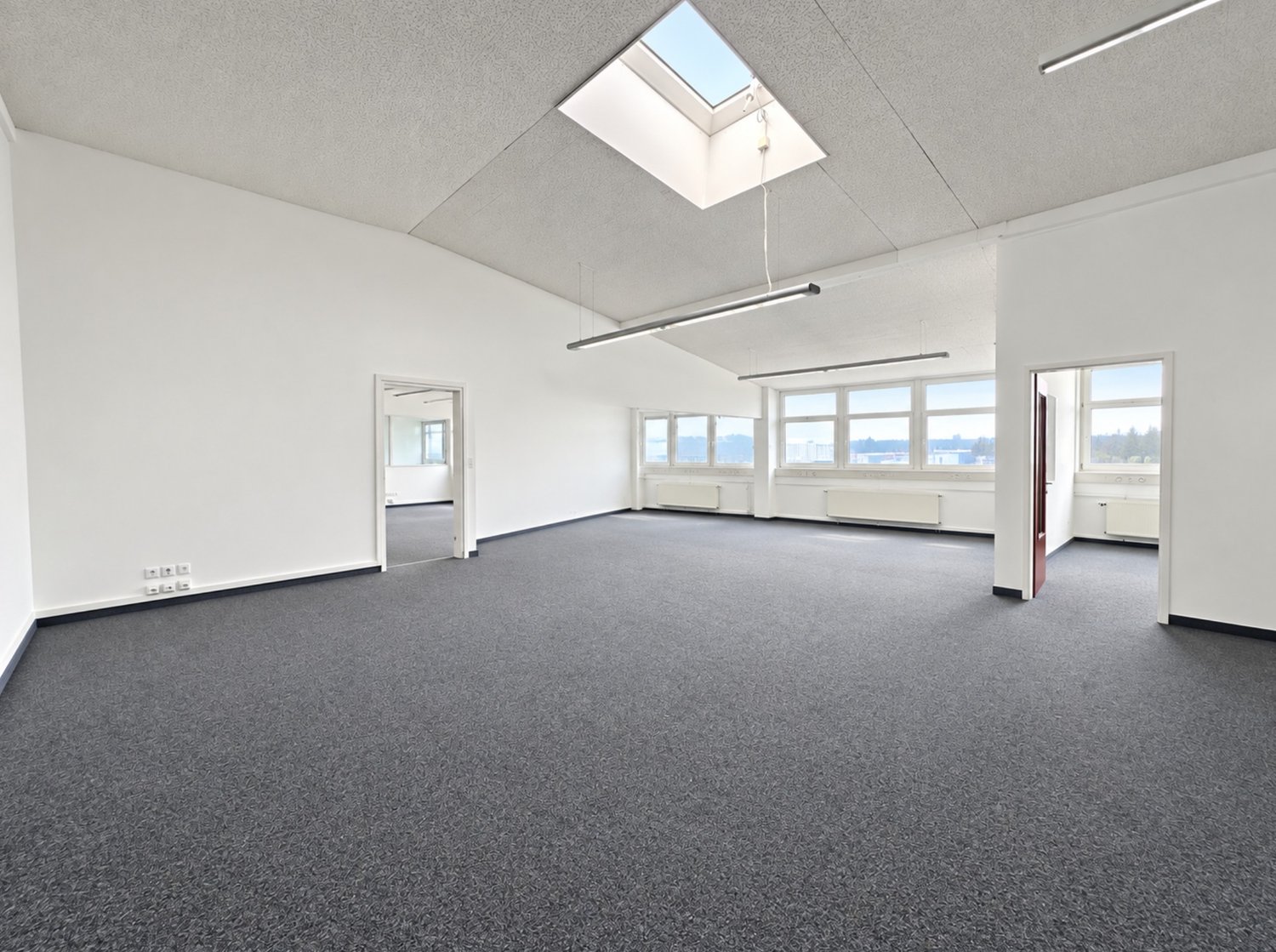 163m² bureau