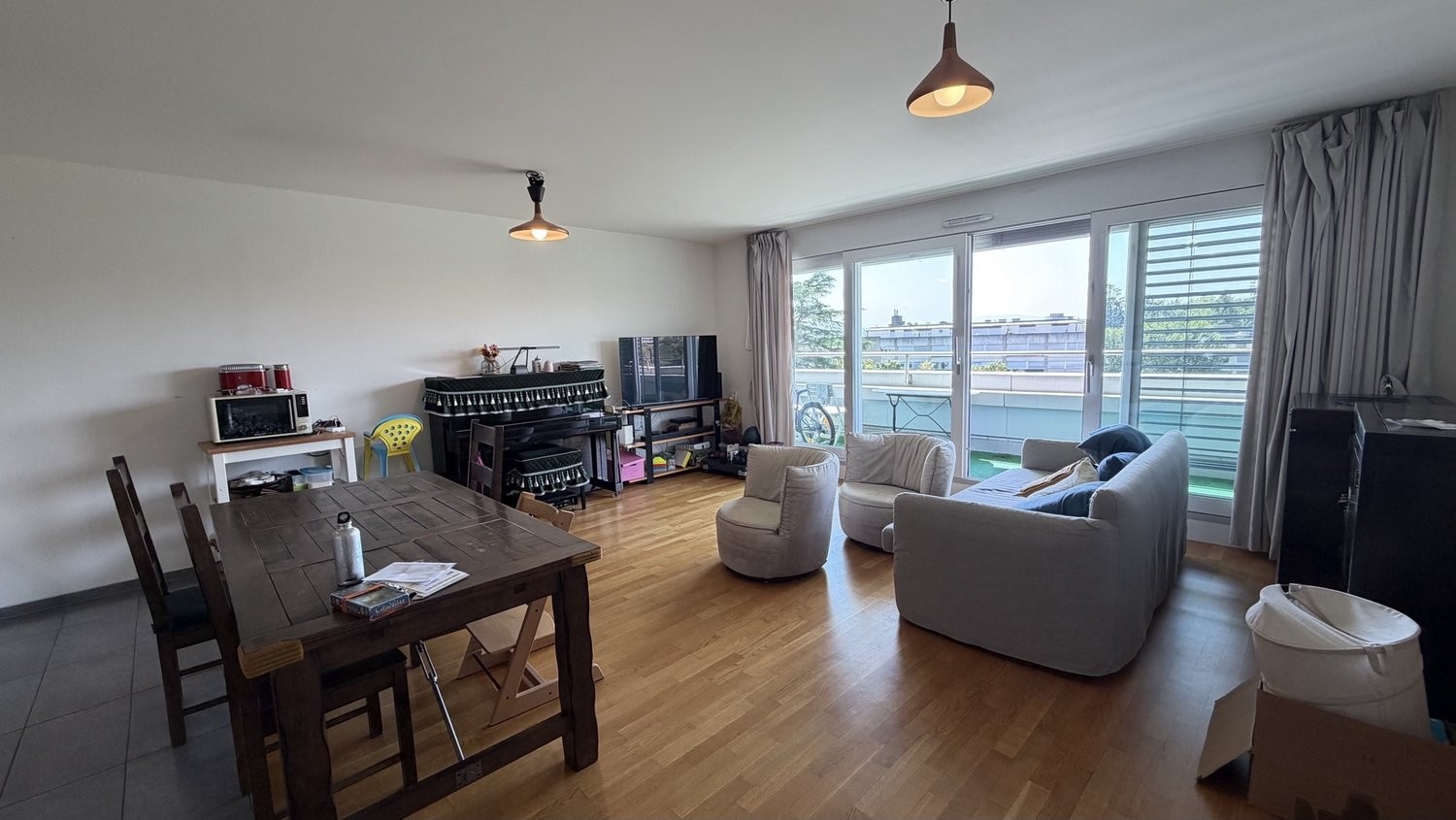 6 rooms apartment, photo 2 of 10