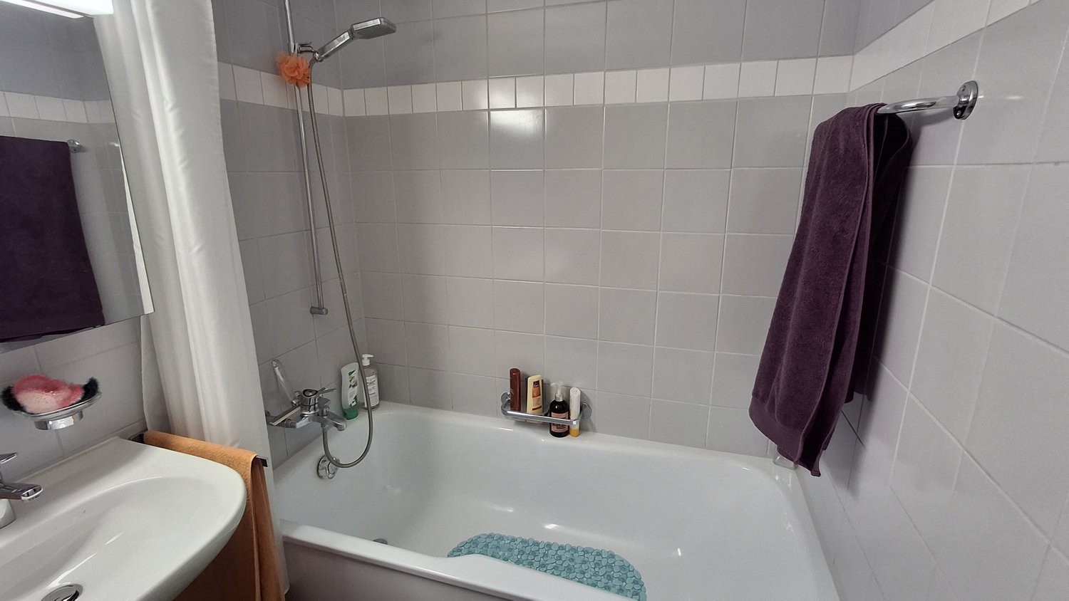2 rooms furnished flat