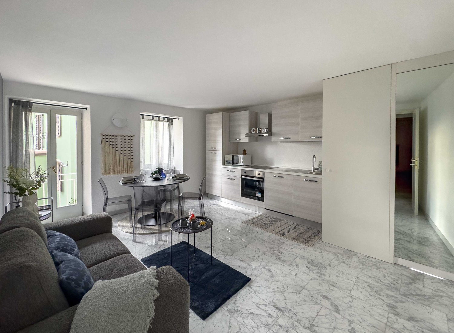 2 ½ rooms furnished flat, photo 2 of 10